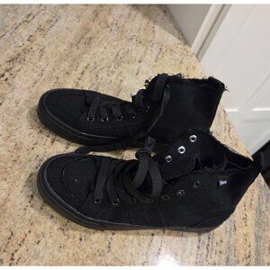 New? Obtaom High Top Sneakers Women Size 7 Black Monochrome